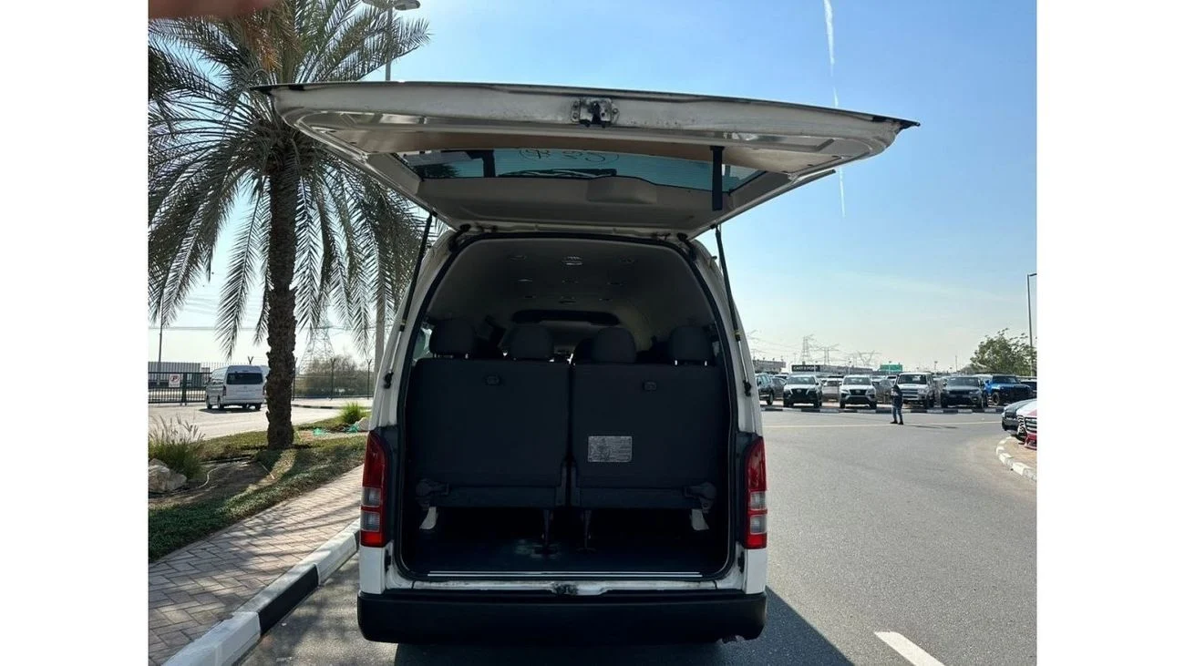 Toyota Hiace High roof